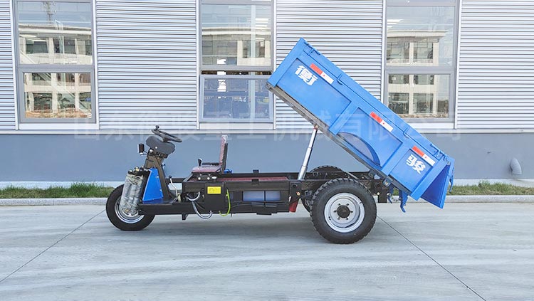 電動(dòng)礦用三輪車
