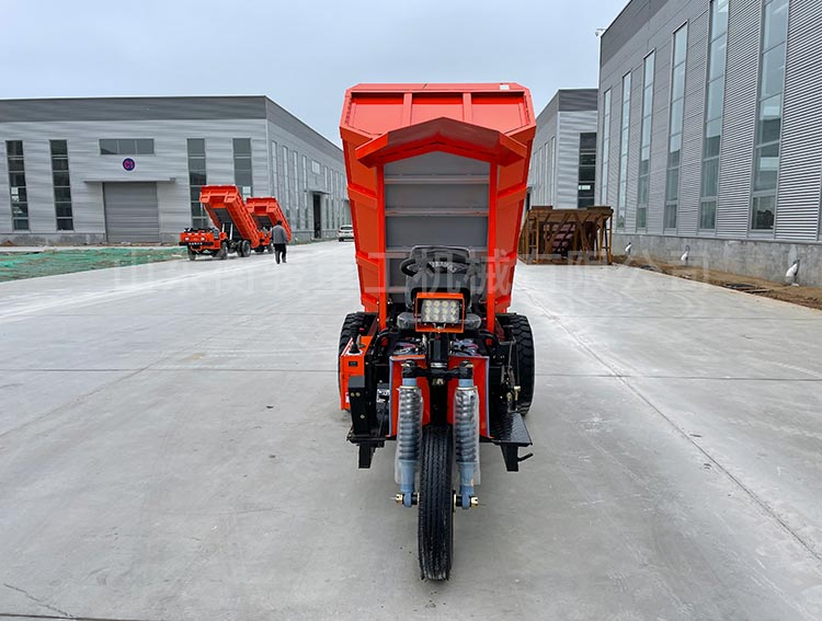 出口礦山電動(dòng)三輪車